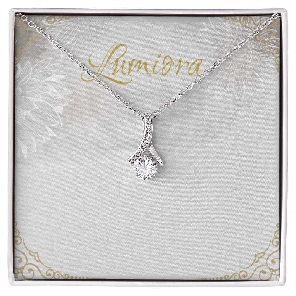 Alluring Beauty Necklace | Lumiora
